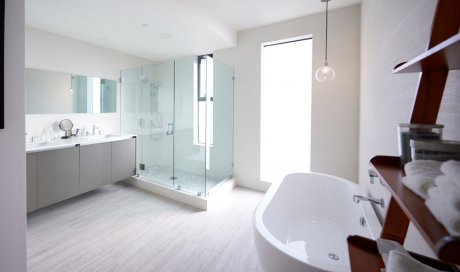 Rénovation de salle de bain tendance avec un carrelage moderne - Meyzieu - Plomberie BJ